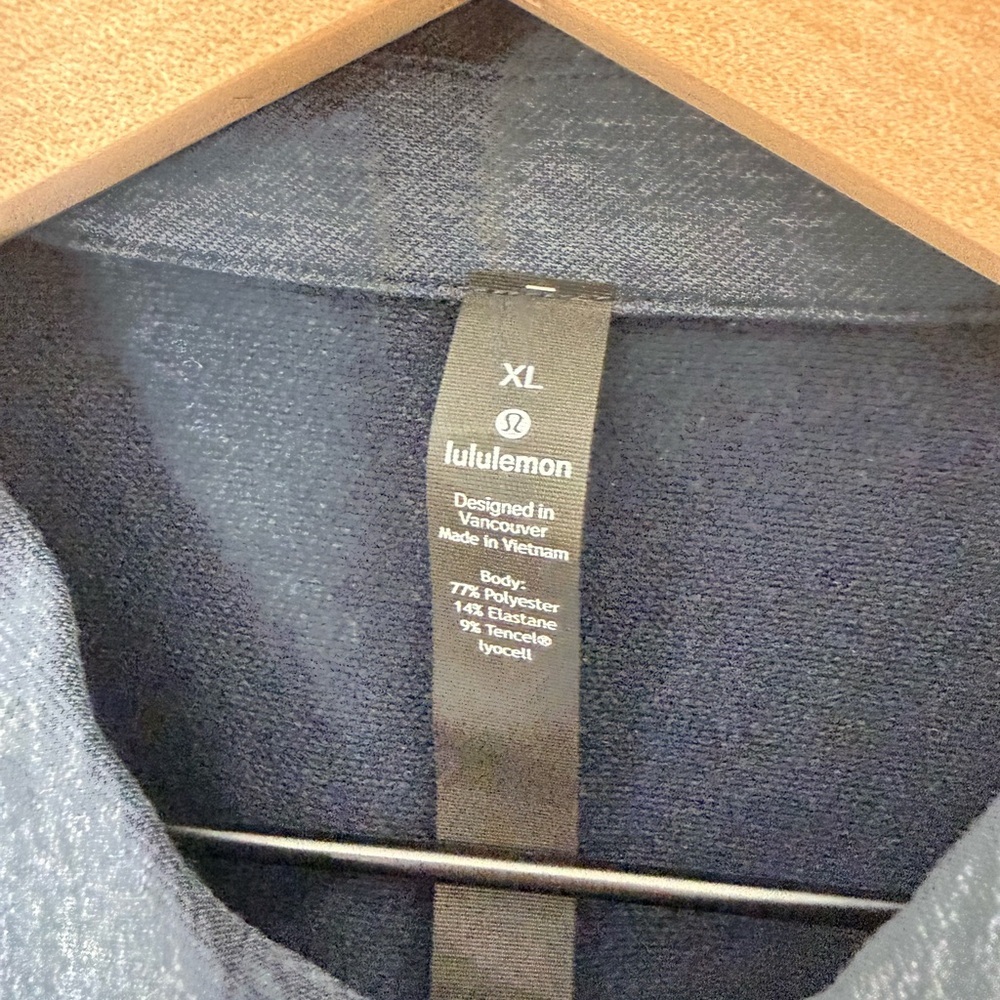 Lululemon Compatibility Shirt Navy | XL - Picture 4 of 10
